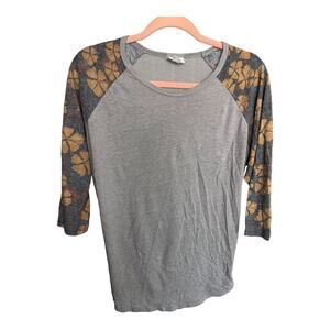 Lularoe Randy Floral Raglan top 3/4 sleeve scoop neck gray yellow Medium